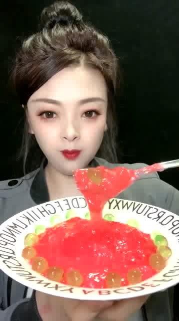 娱乐吃瓜酱甜甜的弟弟,揭秘娱乐圈背后的温馨故事  第2张